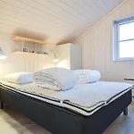 Tatil Evi Six-bedroom In