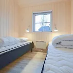 Tatil Evi Six-bedroom In Ebeltoft