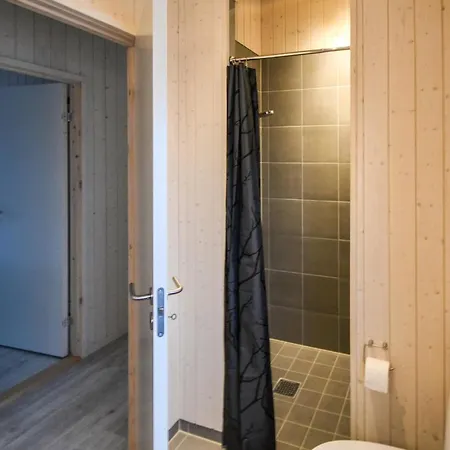 Six-bedroom In Ebeltoft