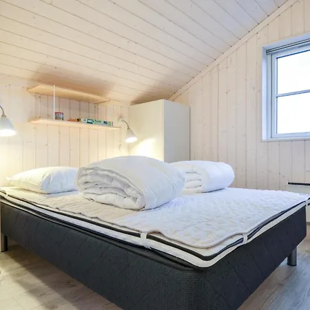 Feriehus Six-bedroom In